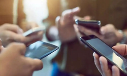 ಫೋನ್‌ಗಳಲ್ಲಿ ಸಂಚಾರ್‌ ಸಾಥಿ ಆ್ಯಪ್ ಇನ್ನು ಕಡ್ಡಾಯ?: ಹಲವರಿಂದ ವಿರೋಧ