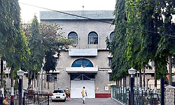 Bengaluru: ಜೈಲಿನಲ್ಲಿ ಬೀಡಿ, ಸಿಗರೆಟ್‌ ನಿಷೇಧ: ಕೈದಿಗಳಿಂದ ಧರಣಿ