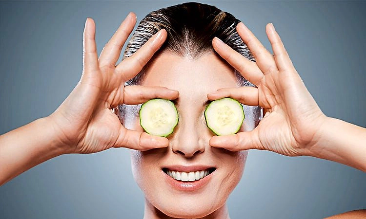 Dark Circles: ಕಣ್ಣಿನ ಸುತ್ತ ಕಪ್ಪು ಕಲೆಗಳನ್ನು ನಿವಾರಿಸಲು 5 ಸರಳ ಮನೆಮದ್ದುಗಳು