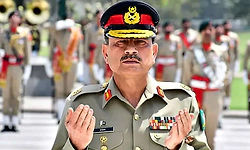 Pakistan: ಮತ್ತಷ್ಟು ಬಲಶಾಲಿಯಾದ ಆಸಿಮ್ ಮುನೀರ್: ಮೊದಲ ರಕ್ಷಣಾ ಪಡೆಗಳ ಮುಖ್ಯಸ್ಥನಾಗಿ ನೇಮಕ