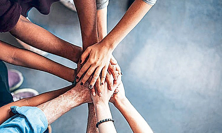 ಬದುಕು ಬಯಸುವ ಆತ್ಮೀಯತೆಗಳು