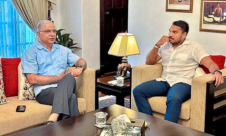 Colombo;ಚಂಡಮಾರುತದಿಂದ ಶ್ರೀಲಂಕಾ ಚೇತರಿಕೆ: ಲಂಕಾಗೆ ಭಾರತದ ಬೆಂಬಲ ಪುನರುಚ್ಚರಿಸಿದ ರಾಯಭಾರಿ