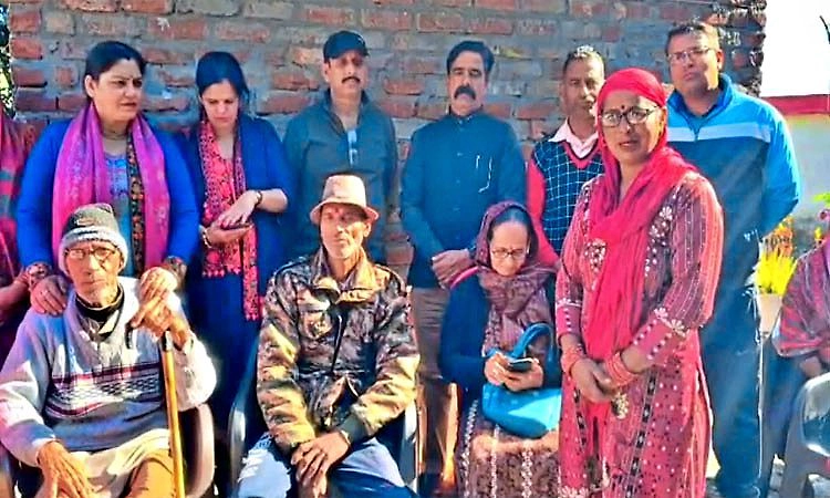 Viral Videoದಿಂದ 15 ವರ್ಷದ ಹಿಂದೆ ನಾಪತ್ತೆಯಾಗಿದ್ದ‌ ಮಾಜಿ ಯೋಧ ಮರಳಿ ಮನೆಗೆ!