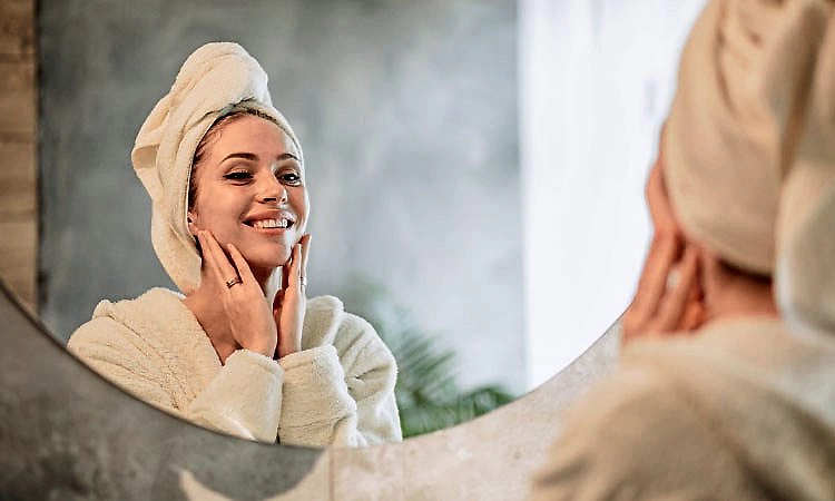 Glowing Skin: ಆರೋಗ್ಯಕರ ಹೊಳೆಯುವ ತ್ವಚೆಗೆ ದಿನನಿತ್ಯದ ಸರಳ ಅಭ್ಯಾಸಗಳಿವು