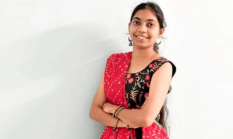 ಚೆನ್ನಾಗಿ ಓದುವಂತೆ ಬುದ್ದಿವಾದ ಹೇಳಿದ್ದಕ್ಕೆ ಇಂಜಿನಿಯರಿಂಗ್ ವಿದ್ಯಾರ್ಥಿನಿ ಆತ್ಮಹತ್ಯೆ