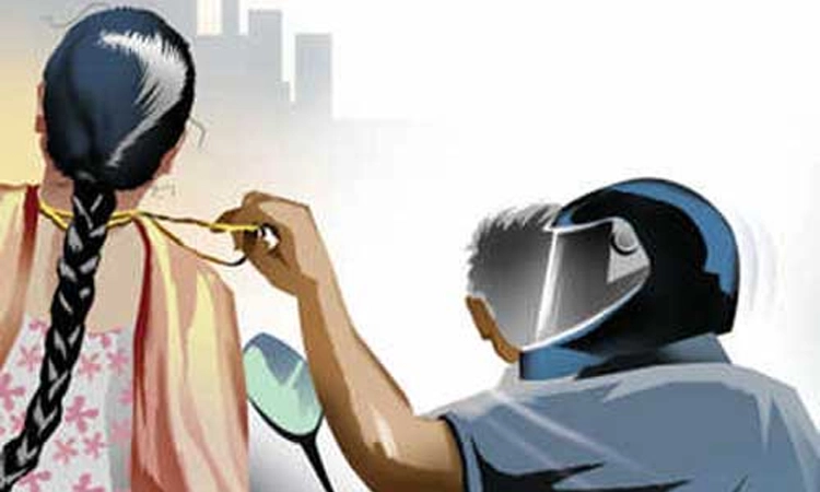 ಮಂಗಳೂರು: ನಡೆದುಕೊಂಡು ಹೋಗುತ್ತಿದ್ದ ಮಹಿಳೆಯ ಚಿನ್ನದ ಸರ ಸುಲಿಗೆ