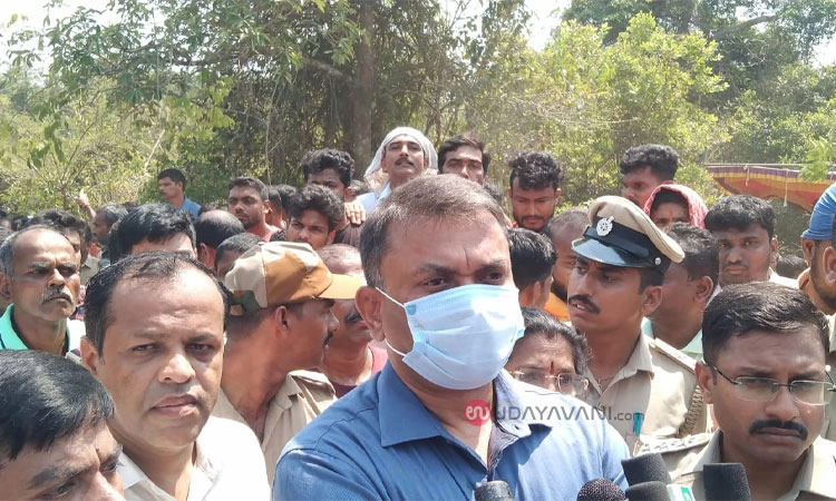 ಕಡಬ ಕಾಡಾನೆ ದಾಳಿ ಪ್ರಕರಣ; ಸ್ಥಳಕ್ಕೆ ಡಿಸಿ, ಡಿಎಫ್ಒ ಭೇಟಿ