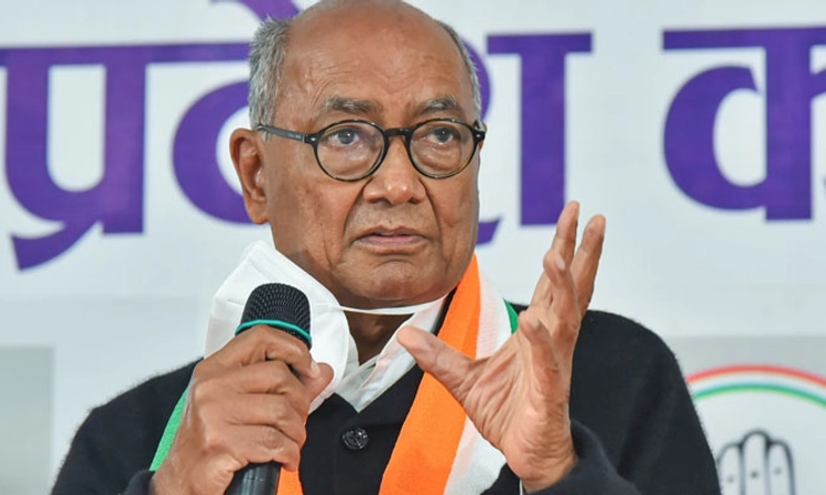 ಪುಲ್ವಾಮಾ ದಾಳಿಗೆ ‘ಗುಪ್ತಚರ ವೈಫಲ್ಯ’ ಕಾರಣ: ದಿಗ್ವಿಜಯ್ ಸಿಂಗ್ ಟೀಕೆ