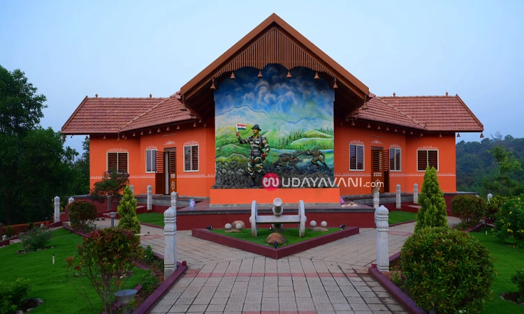 ಫೆ: 11: ಹನುಮಗಿರಿ ಕ್ಷೇತ್ರದಲ್ಲಿ ಹುತಾತ್ಮ ಯೋಧರ ಅಮರಗಿರಿ ಅಮರಜ್ಯೋತಿ ಮಂದಿರ ಲೋಕಾರ್ಪಣೆ