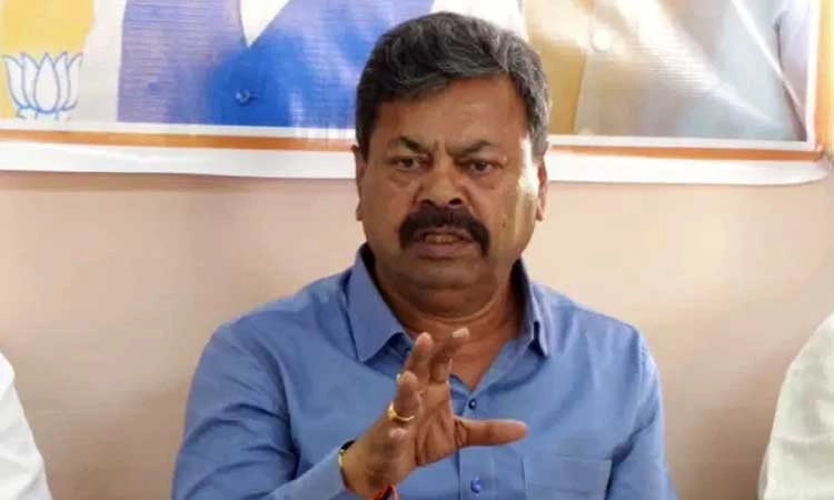 ಸಚಿವ ಖಾದರ್ ಅವರನ್ನು ಕೂಡಲೇ ಸಂಪುಟದಿಂದ ವಜಾ ಮಾಡಬೇಕು:ರೇಣುಕಾಚಾರ್ಯ