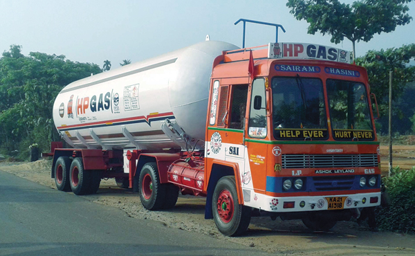 Gas-Tanker-9-1.jpg