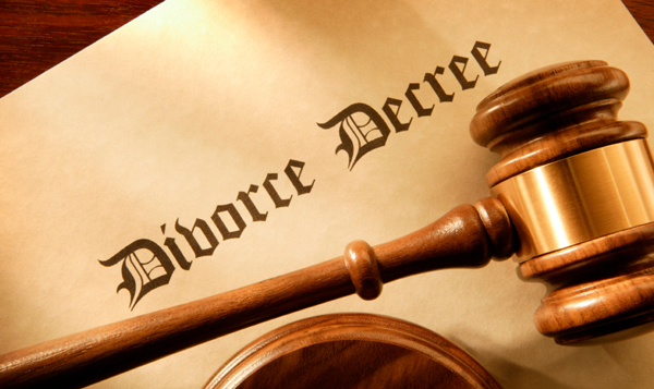 Divorce-Decree-600.jpg