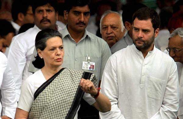 Sonia-Gandhi,-Rahul-Gandhi,.jpg