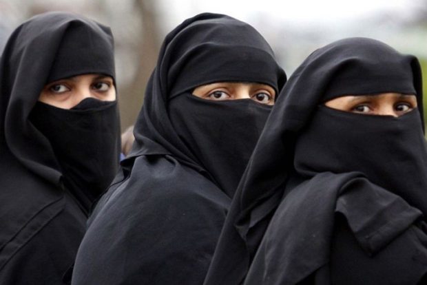 Muslim-women-700.jpg