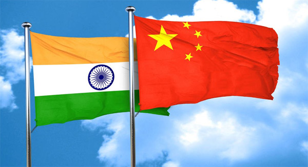 China-India-Flag-600.jpg