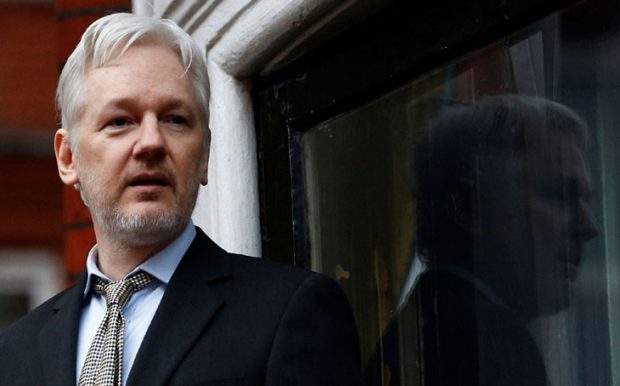 Julian-Assange-730