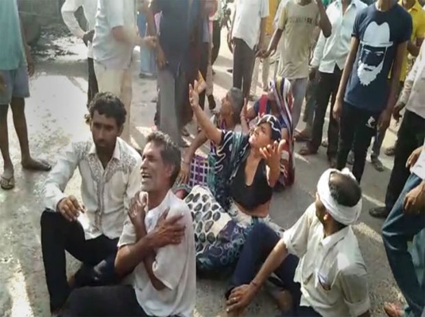 Aligarh-murder-protest-730