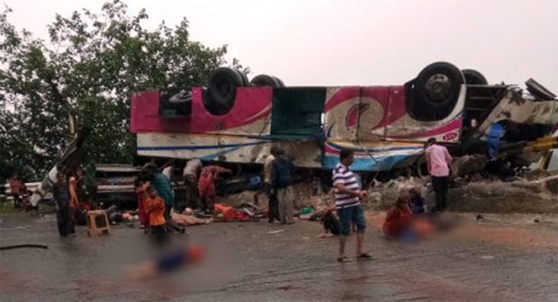 Bus-Accident-Gujarat-30-9