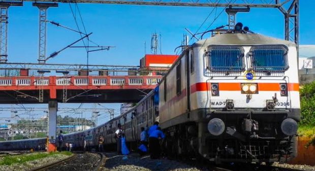 Indian-Railway-01-726