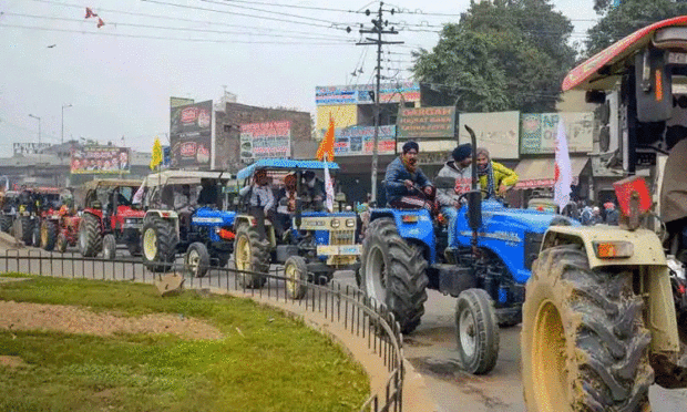Delhi Police readies routes for Republic Day Kisan tractor rally, asks farmers to cooperate