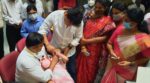 MLA Bharath Shetty administers vaccine to DC KV Rajendra’s daughter