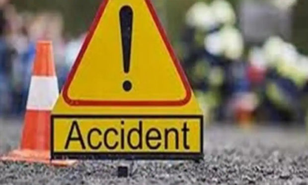 6-killed-11-injured-in-road-accident-in-ups-jaunpur