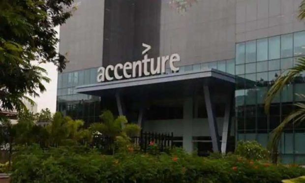 Accenture raises revenue growth guidance, issues one-time bonus