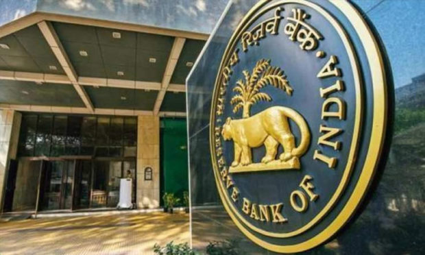 RBI-action-against-bank-of-india-and-pnb-fined-rs-6-crore-here-is-the-reason