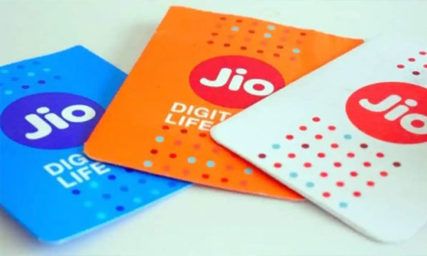 Reliance-jio-is-the-only-company-that-offers-this-plan