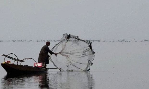 Sri Lankan navy pelts stones, damages 60 Indian fishing boats, nets near Kachchatheevu