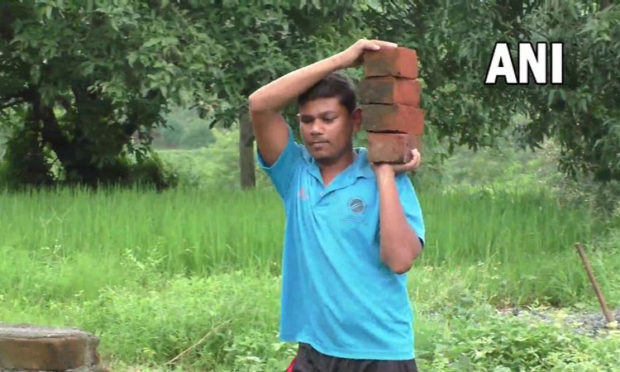 2018 Blind Cricket World Cup winning team member works as labourer in Gujarat’s Navsari