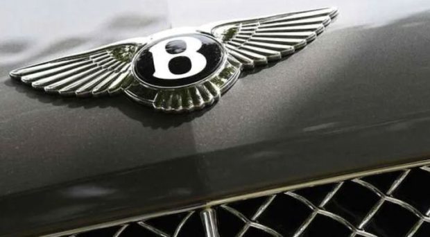 high-end Bentley car stolen from London was found in Karachi