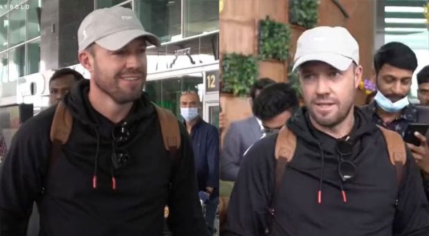 AB de Villiers arrives in Bangalore to talk with RCB over IPL