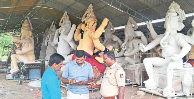 Ramanagara: ಪಿಒಪಿ ಮೂರ್ತಿ ನಿರ್ಮಾಣ ಕೇಂದ್ರಕ್ಕೆ ದಾಳಿ