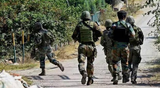Anantnag; Security forces trapped the Lashkar commander and two militants
