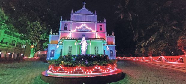 Christmas ದಕ್ಷಿಣ ಕನ್ನಡ, ಉಡುಪಿ: ಕ್ರಿಸ್ಮಸ್‌ ಸಂಭ್ರಮಕ್ಕೆ ಸಜ್ಜು