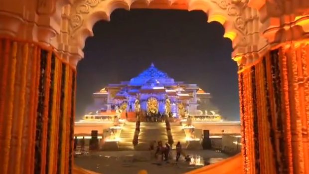 Ayodhya: ಅಯೋಧ್ಯೆಯಲ್ಲಿ ಇಂದು ಹಬ್ಬದ ವಾತಾವರಣ… ಹರಿದು ಬರುತ್ತಿದೆ ಗಣ್ಯರ ದಂಡು