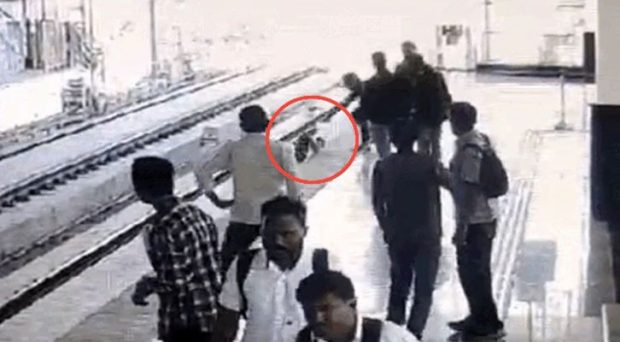 Pune woman jumps onto metro tracks to save her child