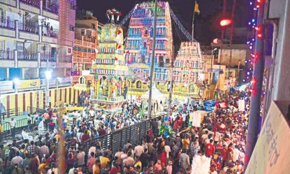 Bengaluru Karaga: ರಾತ್ರಿ ಇಡೀ ಕರಗ ಉತ್ಸವ ವೈಭವ 