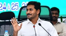 farmers, trailer, housewives star campaigners for CM Jagan’s party